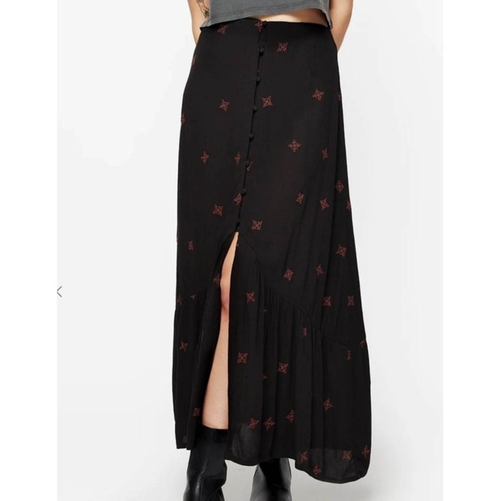 NWT Disturbia Skirt Women's Size 6 - Sublime Witches Knot Embroidered Midaxi - Picture 7 of 9